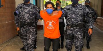 Autoridades salvadoreñas capturaron a uno de los “más buscados” en Guatemala.