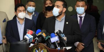 Gobierno Central sancionarán a alcaldes que realicen actividades públicas.