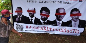 México, dividido por la polémica consulta sobre enjuiciar a sus expresidentes.