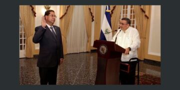Incautan 46 inmuebles a exfuncionario de la administración de Mauricio Funes.
