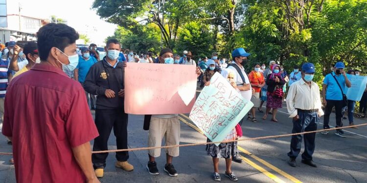 “Muchos veteranos no están recibiendo nada, esto no es político, es una deuda del Estado”, manifestó Timoteo Palacios, veterano del Ejército.