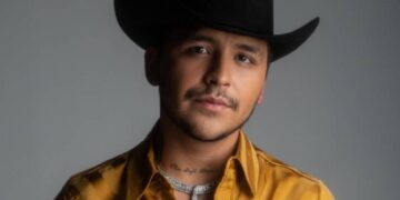 Christian Nodal reaparece en redes. ¡Junto a Belinda!.