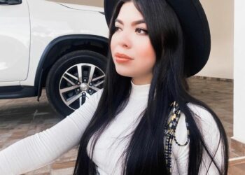 “No sean doble cara” así respondió la tiktoker Yessica Cárcamo a sus seguidores, horas después eliminó los tuits y pidió disculpas.