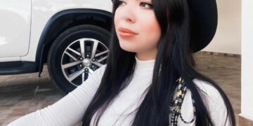 “No sean doble cara” así respondió la tiktoker Yessica  Cárcamo a sus seguidores, horas después eliminó los tuits y pidió disculpas.