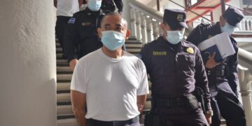 8 ex funcionarios públicos  del FMLN detenidos y acusados por diversos delitos.