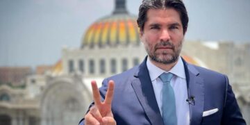 Twitter suspende la cuenta del exactor Eduardo Verastegui, por incitar a la población a no vacunarse contra la Covid-19.
