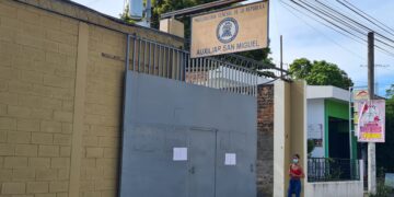 Suspenden servicios en PGR por aumento de contagios