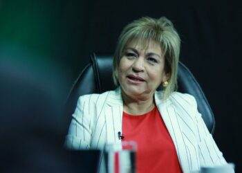 Investigadora de la UCA tilda de “hipócritas y cobardes” a diputadas del FMLN.