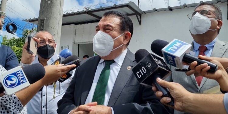 El PDC iniciará proceso para expulsar a Rodolfo Parker