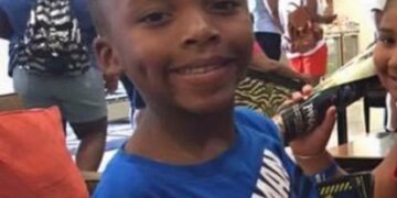 Fallece menor, víctima de estampida humana en concierto de Travis Scott.