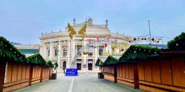 Austria vuelve al confinamiento para frenar pandemia del Covid-19.
