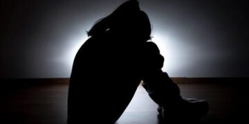 Padrastro violó y embarazó a niña de 11 años, hoy la iglesia católica frena su aborto.