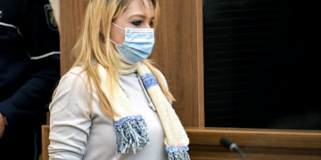Condenan a madre que asesinó a sus 5 hijos para vengarse de su expareja.