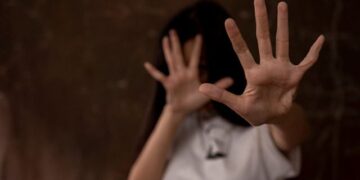 “Me tocaban, me hacían beber con ellos”. la realidad de la explotación de menores en Nepal.