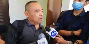 Ex ministro Mauricio Landaverde reacciona ante orden de captura en su contra