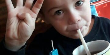 Lesbianas feministas asesinan a hijo de 5 años.