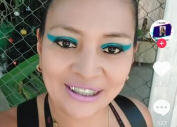 “A mi me gusta el exceso de maquillaje”. Yanira Berríos.