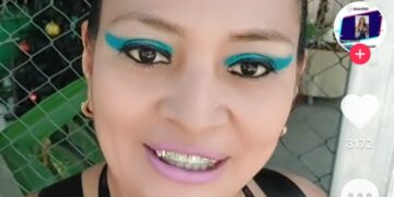 “A mi me gusta el exceso de maquillaje”. Yanira Berríos.