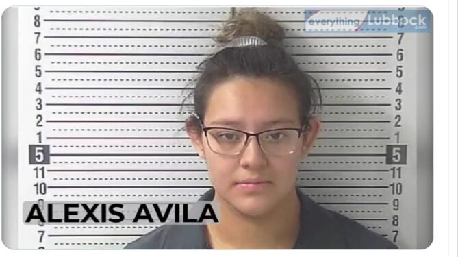 Hispana lanzó a su bebé al basurero.