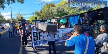 Organizaciones sociales protestaron en el marco de los 2 años de invasión a la Asamblea Legislativa