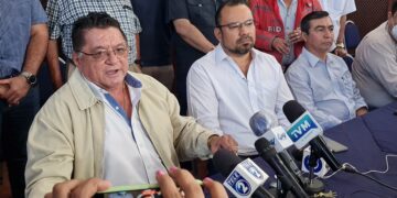 Unión Nacional de Transportiste confirma estar en diálogo con el Gobierno salvadoreño en busca de soluciones a sus problemas.