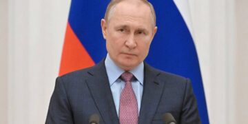 Putin pone en alerta a las fuerzas de disuasión nuclear.