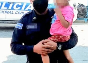 Capturan a mujer por abandonar a su hija de 3 años.