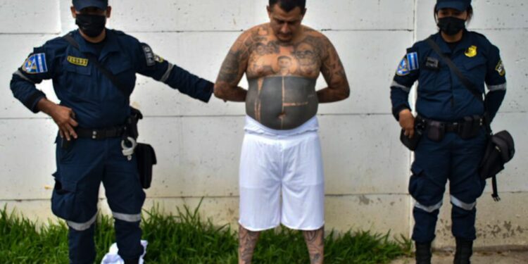 Cae “El Demonio” en San Salvador.