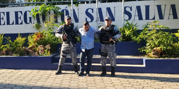 CAPTURAN A SUJETO QUE AGREDIÓ A UN ADULTO MAYOR