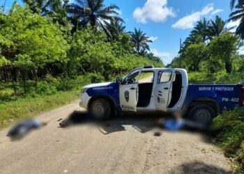 Acribillan a 3 policías en Honduras.