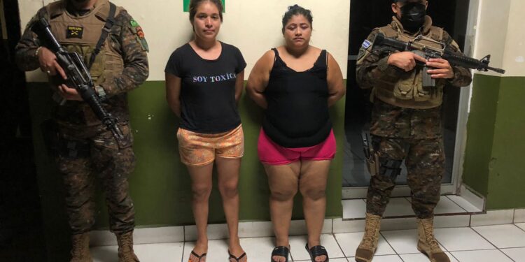 Un baile de TikTok le costó la libertad a una joven.