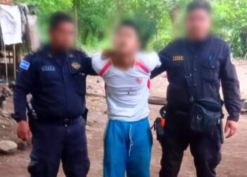 Menor de edad es acusado de homicidio en Nahuizalco.