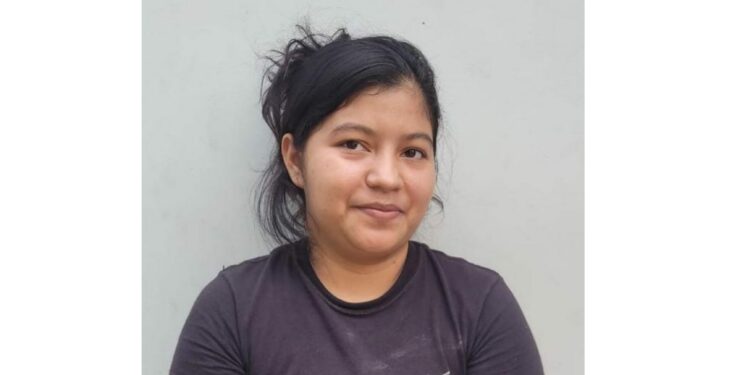 Capturan a mujer, acusada de 5 homicidios.