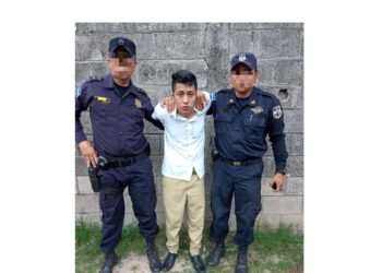 Capturan a estudiante acusado de decapitar a un motorista.