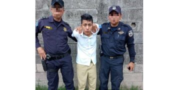 Capturan a estudiante acusado de decapitar a un motorista.