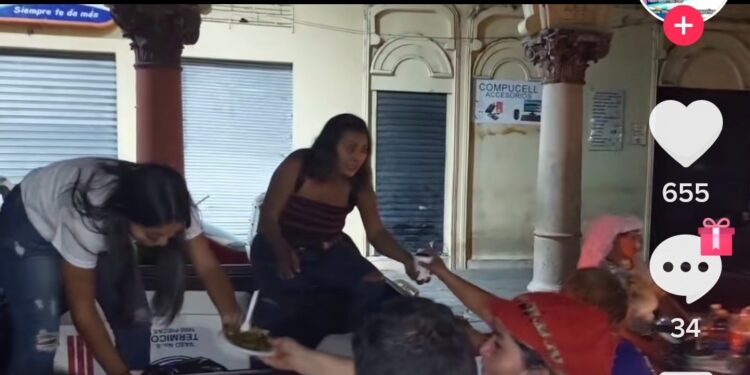 “Cuente con mi voto alcaldesa”. Fans de Yanira Berríos aplauden su gesto de bondad.