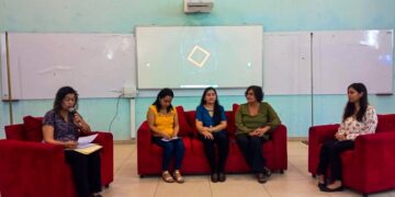 UES desarrolla conversatorio enfocado en la labor periodística