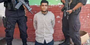 Capturan a sujeto que promueve golpe de estado.