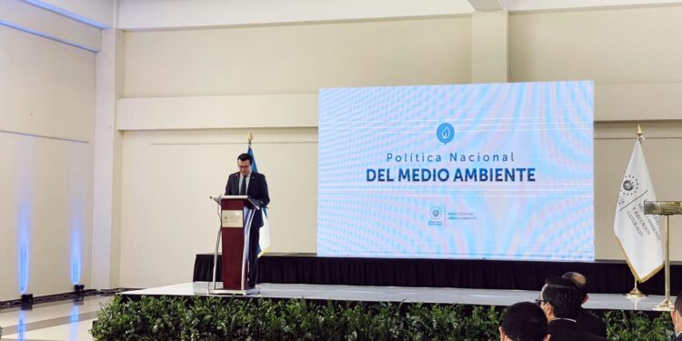 Ministerio de Medio Ambiente presenta nueva Política Nacional de Medio Ambiente.