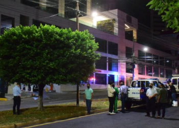 Revelan video de masacre, donde falleció un hijo del expresidente Lobo.