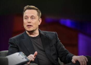 Elon Musk vendió en secreto la mayoría de sus bitcoin.