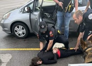 Capturan al autor de la masacre en Chicago.