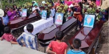 Dan último adiós a familia asesinada en Chiquimula.