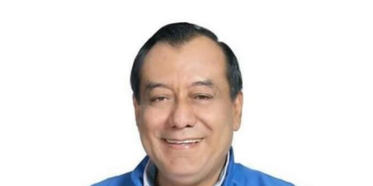 Ex-alcalde de ARENA seguirá procesado por el desvío de fondos públicos.