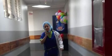 “La abandonaron en un cuarto, mientras el bebé se moría en su vientre”. Denuncian supuesta negligencia médica.