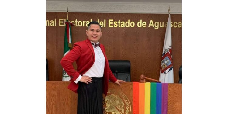 México nombra primer “Magistrade” no binario. Orgullo LGTBI.