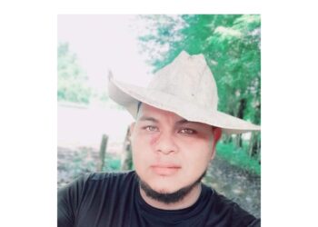Asesinan a machetazos a un joven “corralero”.
