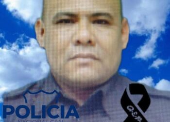 Agente policial se suicida en colonia Quezaltepec.