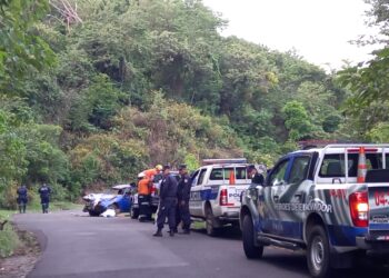 3 fallecidos y 12 lesionados deja accidente de tránsito.