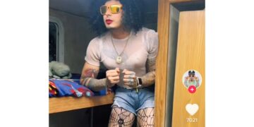 “Soy aspirante a la corona del carnaval de San Miguel” Giovanni Cruz.